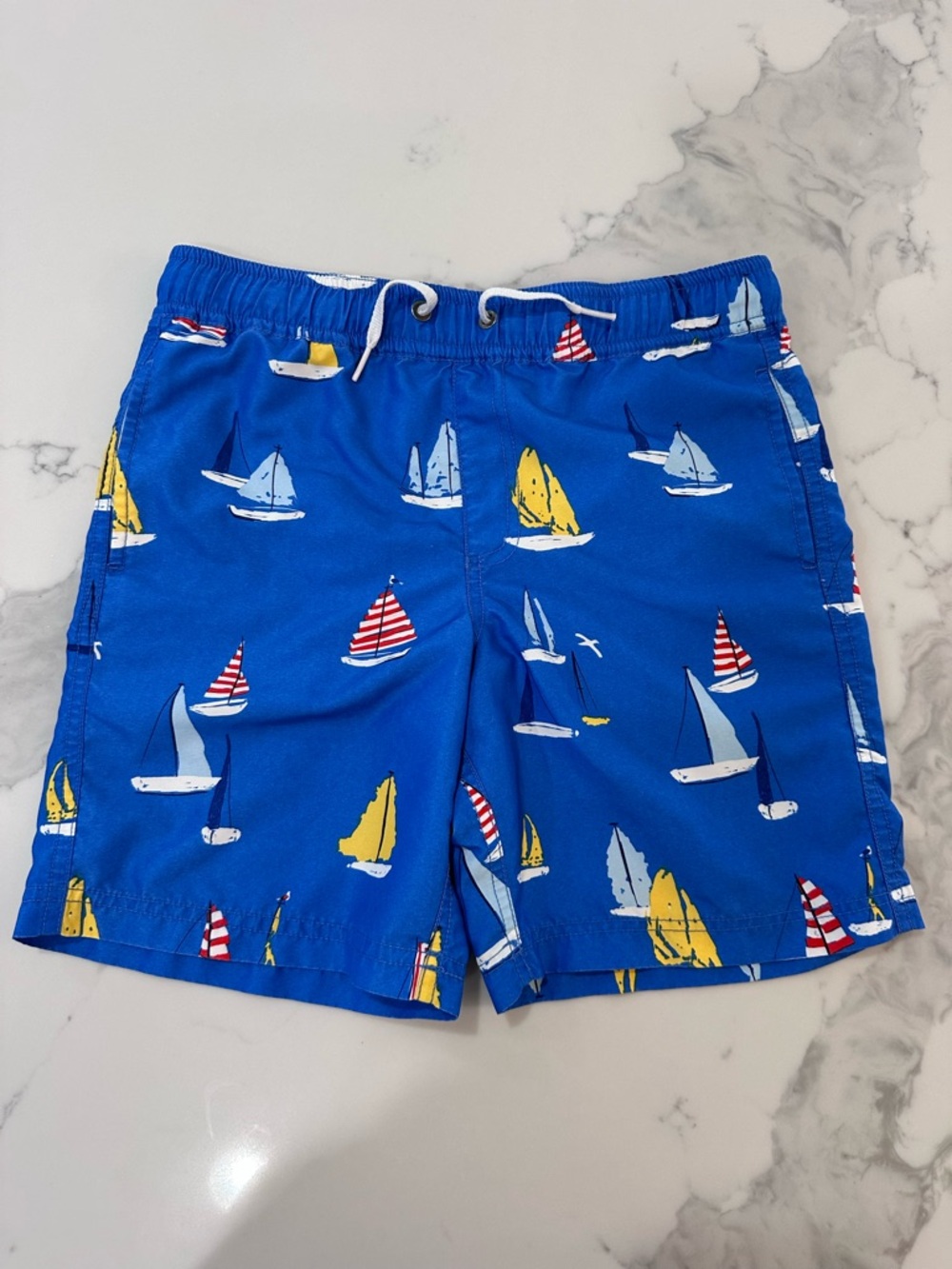 Hanna Andersson Boys Sailboat Print Swim Shorts